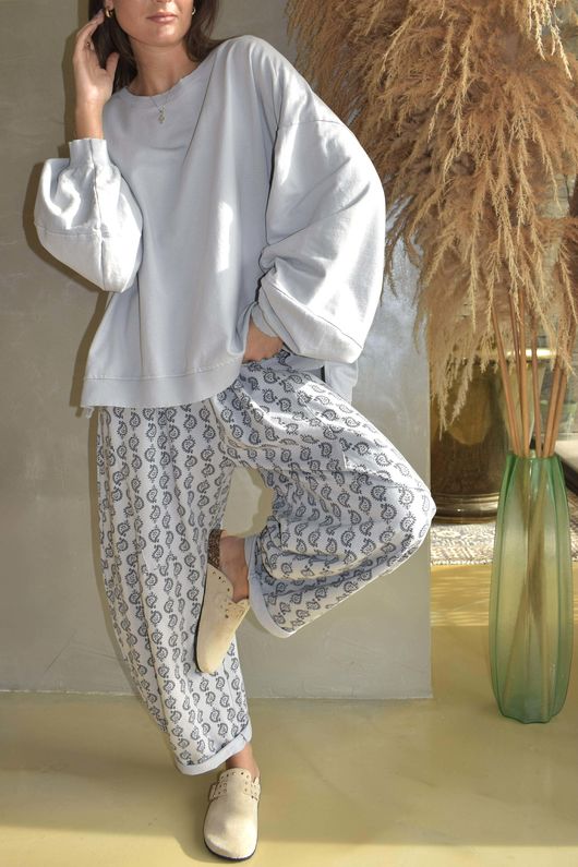 Lagen Lantern Sleeve Sweatshirt Smoke